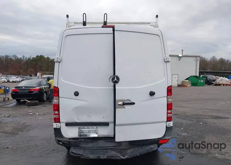 2014 Mercedes-Benz Sprinter 2500 Normal Roof z USA, uszkodzony, nr VIN WD3PE7DC3E5834538